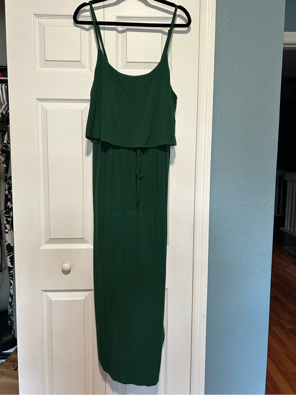 Green Women's Maxi Dress with Spaghetti Straps